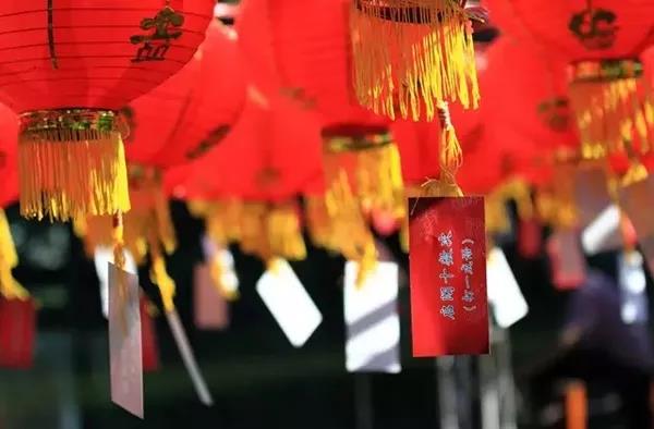 創(chuàng)綠家環(huán)保恭祝大家元宵快樂，幸福美滿！