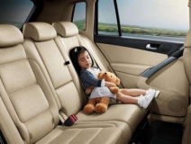 車內(nèi)空氣凈化價(jià)格是多少？